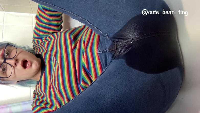 Alice Bean: Explosão de xixi em meus jeans