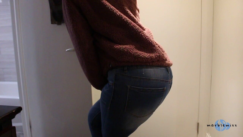 Raya Rai: Indian girl sikanie desperacja w dżinsach