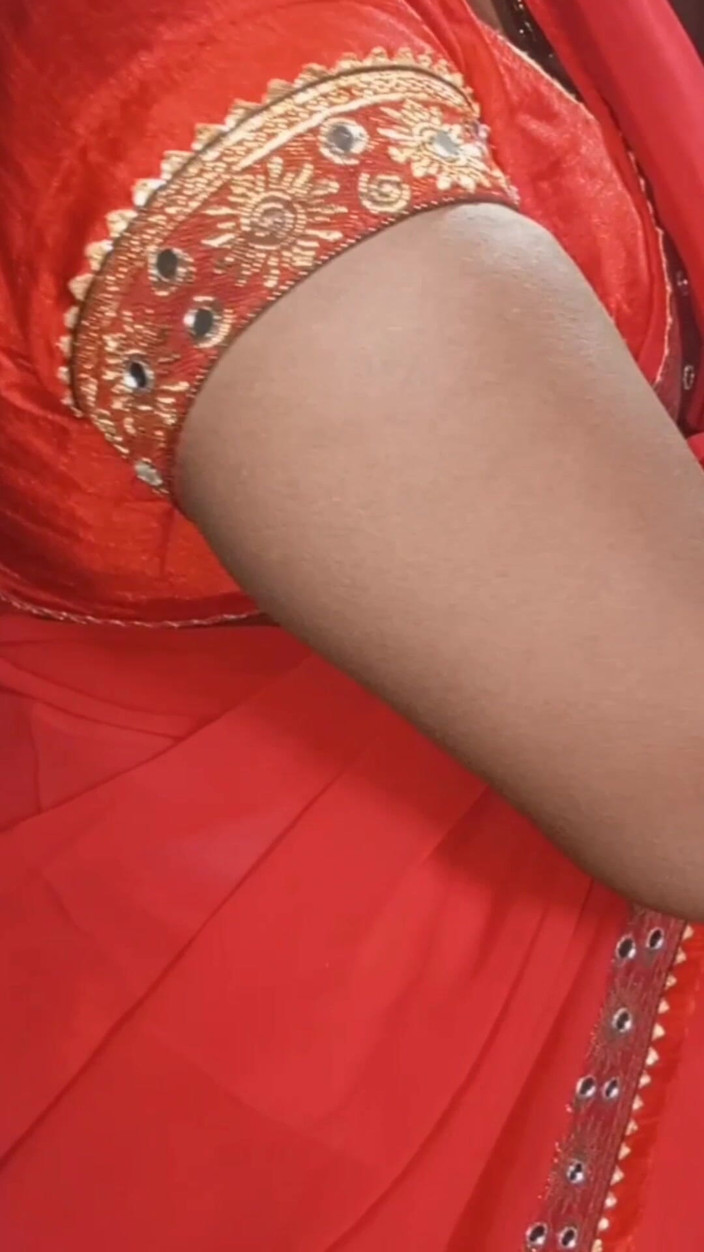 YangZi 69: Abang tiri botak mahu mengongkek saya dalam saree merah