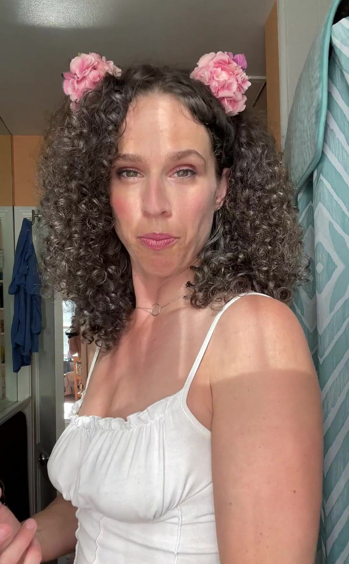 VibeWithMommy: 내가 가장 좋아하는 성적 자세에 대해 이야기해!