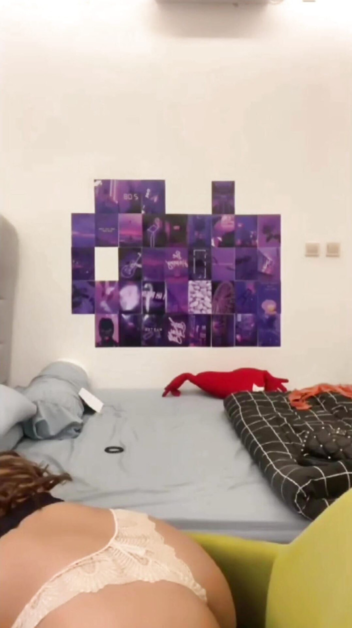 Indoseblay: Seksi Hilda'nın barda sallanan seksini görmeyi özlüyor musun? Bölüm 1