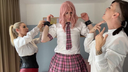 Lady Valeska: Sissy College - Lekcja 3 - Deportment