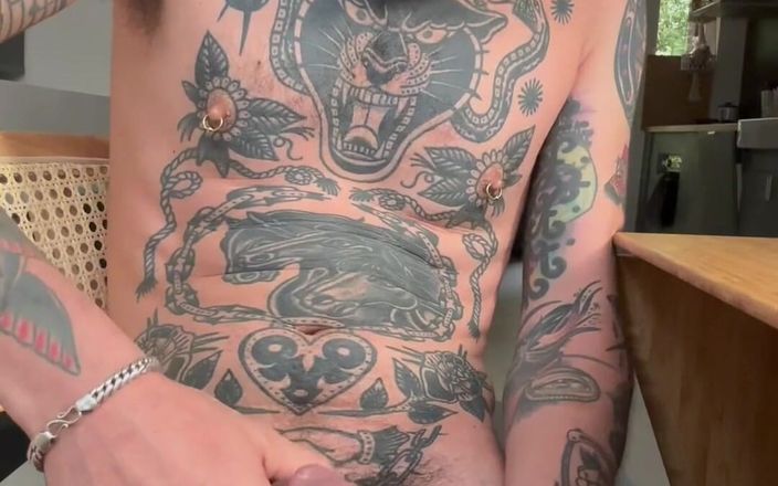Stallion papi: Wichsen mit meinem eigenen porno ist erstaunlich