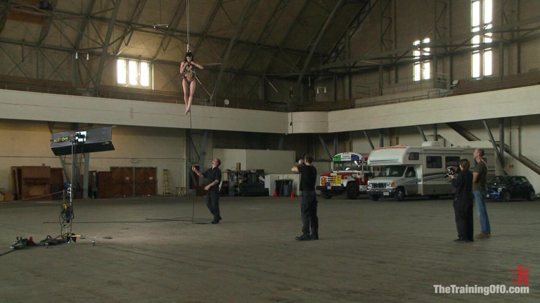 The Training of O by Kink: Ultimate Obedience: Heights, Drowning, and the Dark