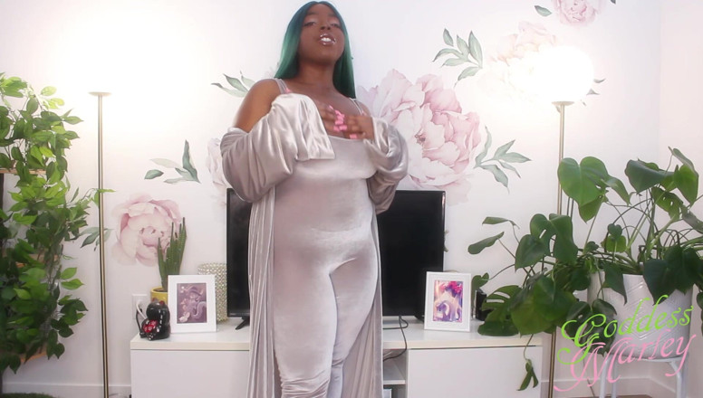 Goddess Marley: Step-mommy's Lackey
