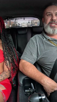 Mc Beka a lovit străzile din São Paulo, expunându-i partea din spate masivă.