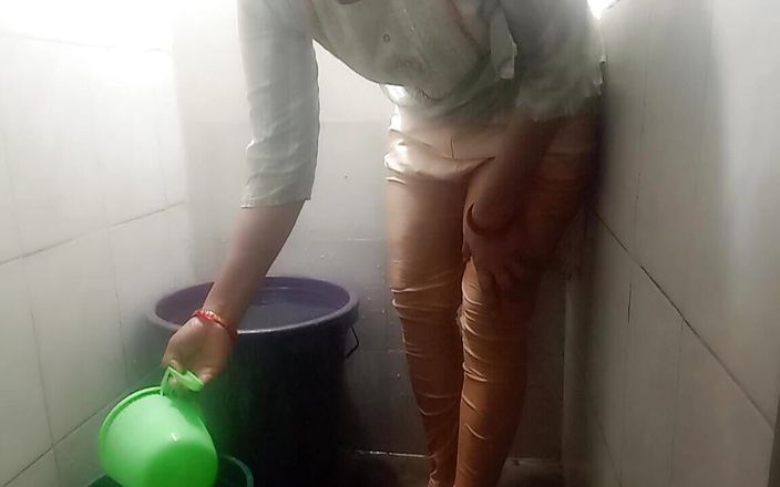 Sagita Sharm: Přesvědčená nevlastní sestra pro šest