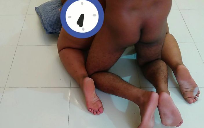 Aria Mia: Khi cha dượng của tôi đi vệ sinh sau khi đụ mẹ...