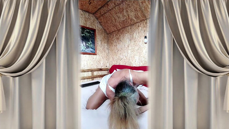 Lukerya: मुलायम बिस्तर पर बैठी कल्पनाएं