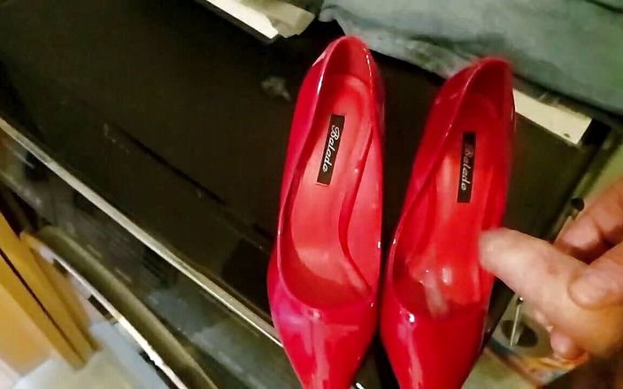 Overhaulin: Red high heel my gf cum
