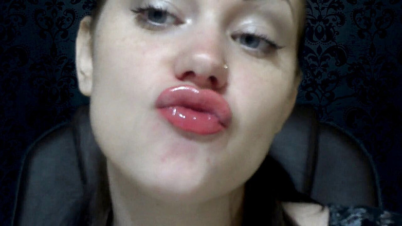 Goddess Misha Goldy: 唇フェチ!接吻！リップグロス!