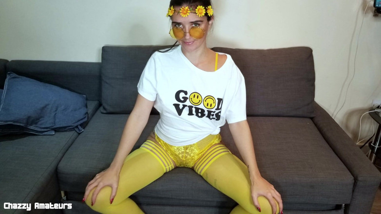 PornoJuice: The Pixiee Little good vibes photoshoot