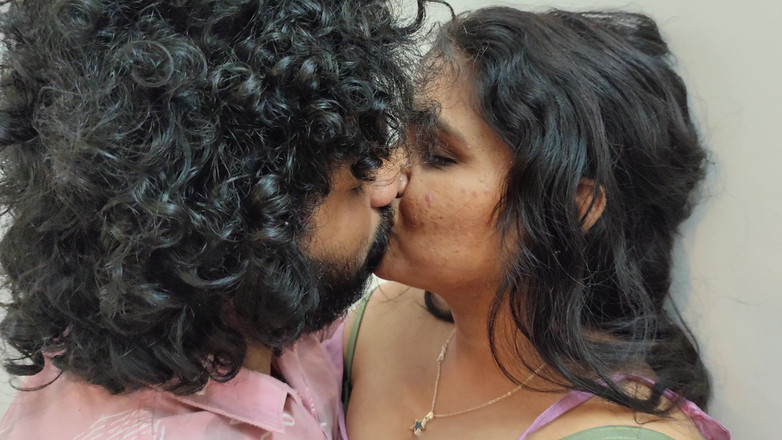 Vaigavarun45: Cizinec chlapec vstoupí do domu unknwon dívky a dělá sexy šukání...