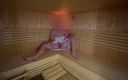 Lucas Nathan King: Exhibition de bite risquée dans un sauna | Éjaculation énorme