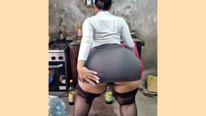 Xprohibidox1: Secretaria Culona