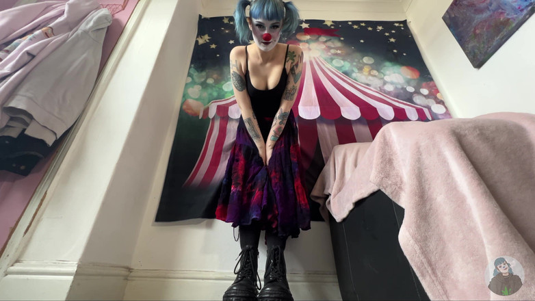 Alice Bean: Clowngirl Stompers