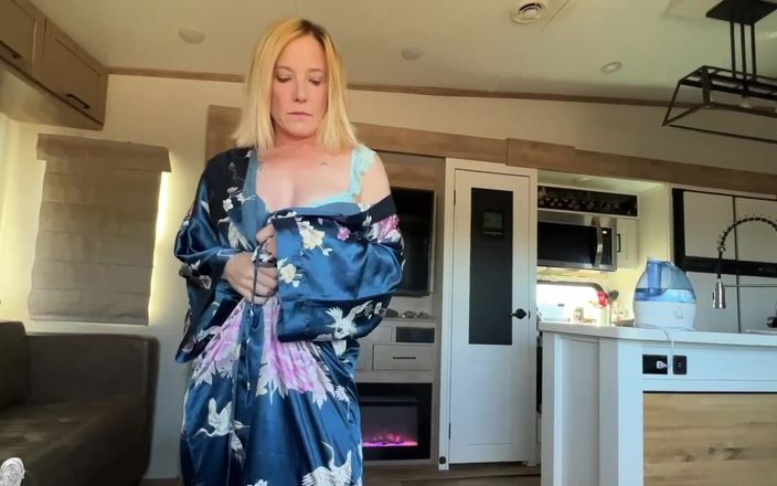 Jane Cane: 내 새로운 새엄마 스포일러 경고를 충족 : 그것은 내 입에 자지 전에 오래 걸리지 않습니다.