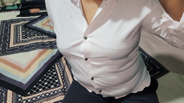 Akhi moni: I Found My Niece Alone at Home and Fucked Her.