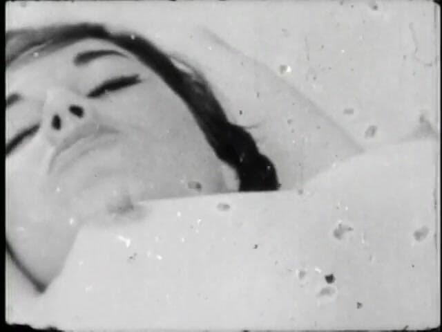 Vintage Usa: Vintage compilation of sexy MILFS posing naked and teasing