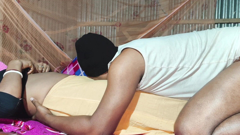 Mona sexy: 아름다운 새 비디오 내 바비와 나 풀 즐기기