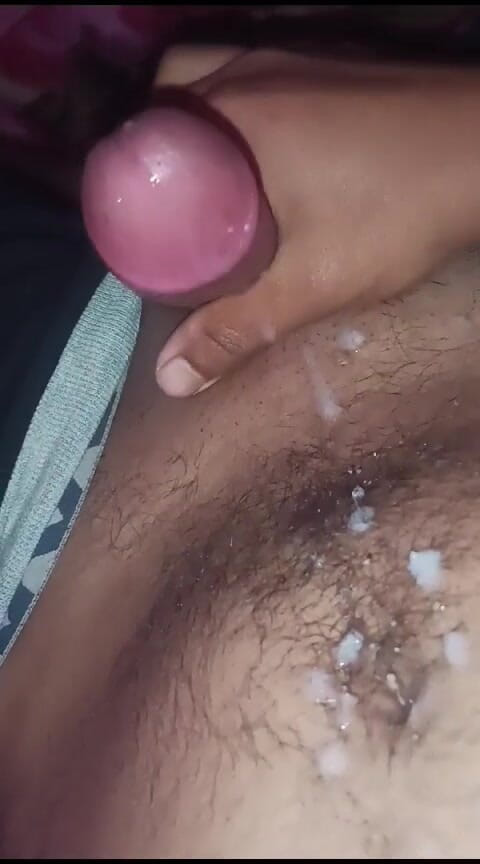 MurSudon: Sólo masturbace mladého assamese chlapce