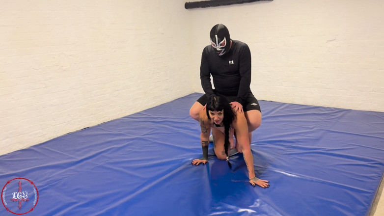 Lgb k inked: Lift &amp; Carry Femdom - Human Workout