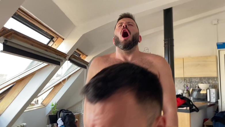 Charlie Ferreira: 私のクマのクラッシュとクソ