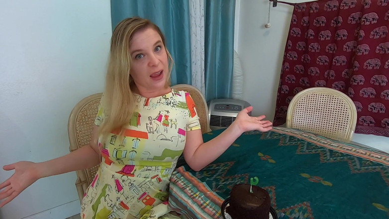 Erin Electra: Mẹ kế của bạn đụ bạn trong ngày cu của bạn