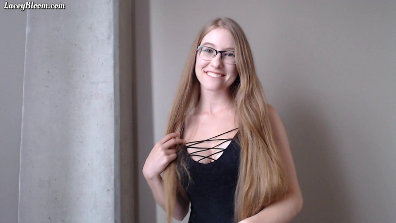 Lacey Bloom: Nieznajomy BBC JOI i lizanie piersi 7:22