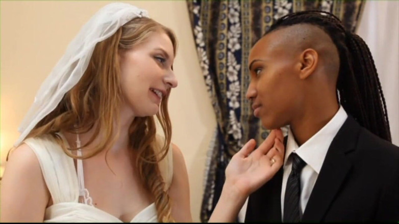 Hot Lesbians X: Contraste - película