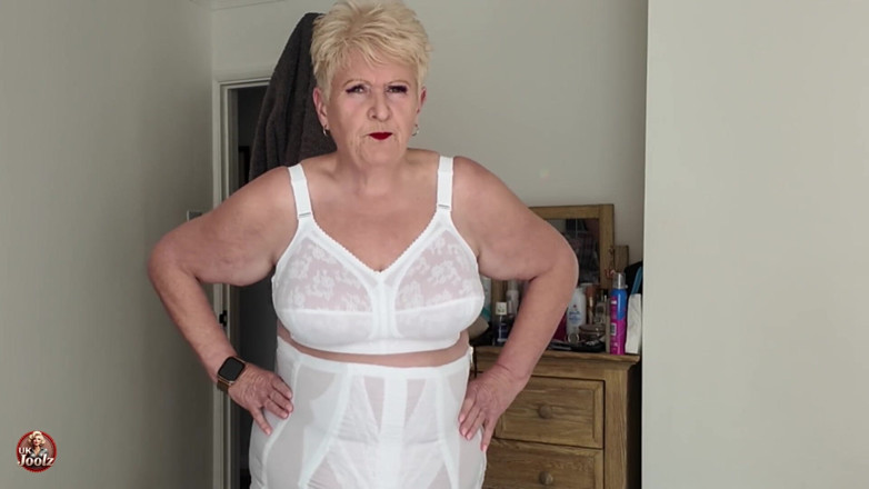 Uk Joolz: My New Triumph Doreen Bra