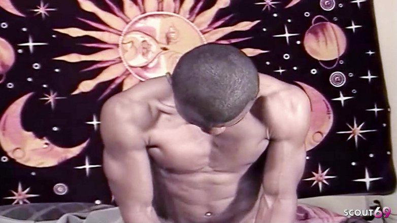 Shemale TS Collection: Bbc scopa una trans per la prima volta in un...