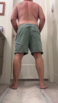 Love for you to pull my shorts down and go to town on my asshole