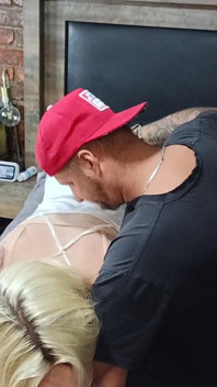 Doigter Une Blonde Et Elle N’a Pas Adore Iet