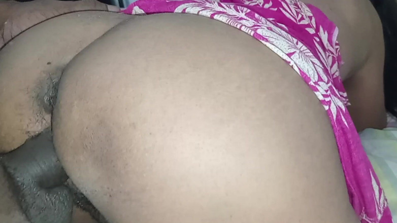 awanthisex: Sri Lankan Wife Nida Fired the Servant