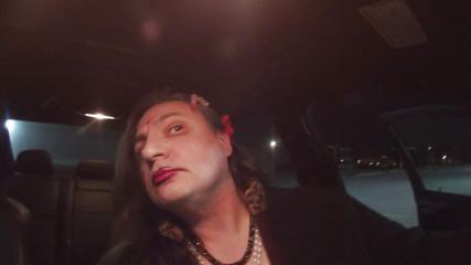 JonasBen: Travestito maturo in un video super sissyfication all'aperto