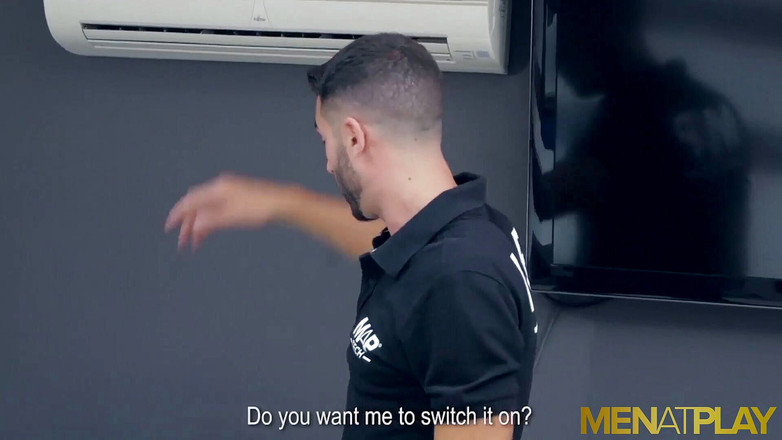 Menat Play: MENATPLAY - il latino Emir Boscattoo viene inculato da Hugo Castellano