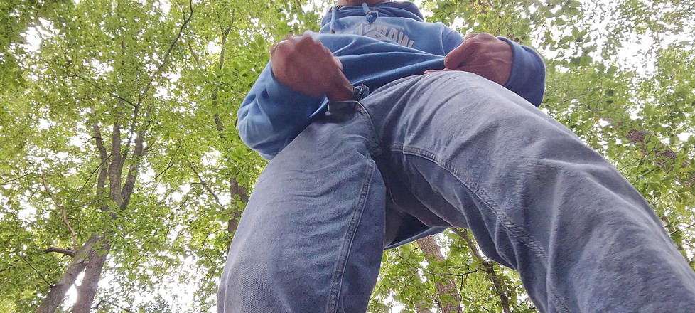 Fucky Boy21: Šukání obrovského ptáka v lese