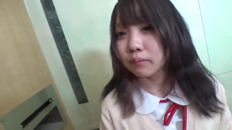 Asian cutie: Asian angel 7126