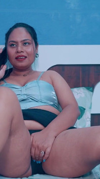 Desi Bhabhi Masturbate Her Big Hole Pussy for the Hard Fucking