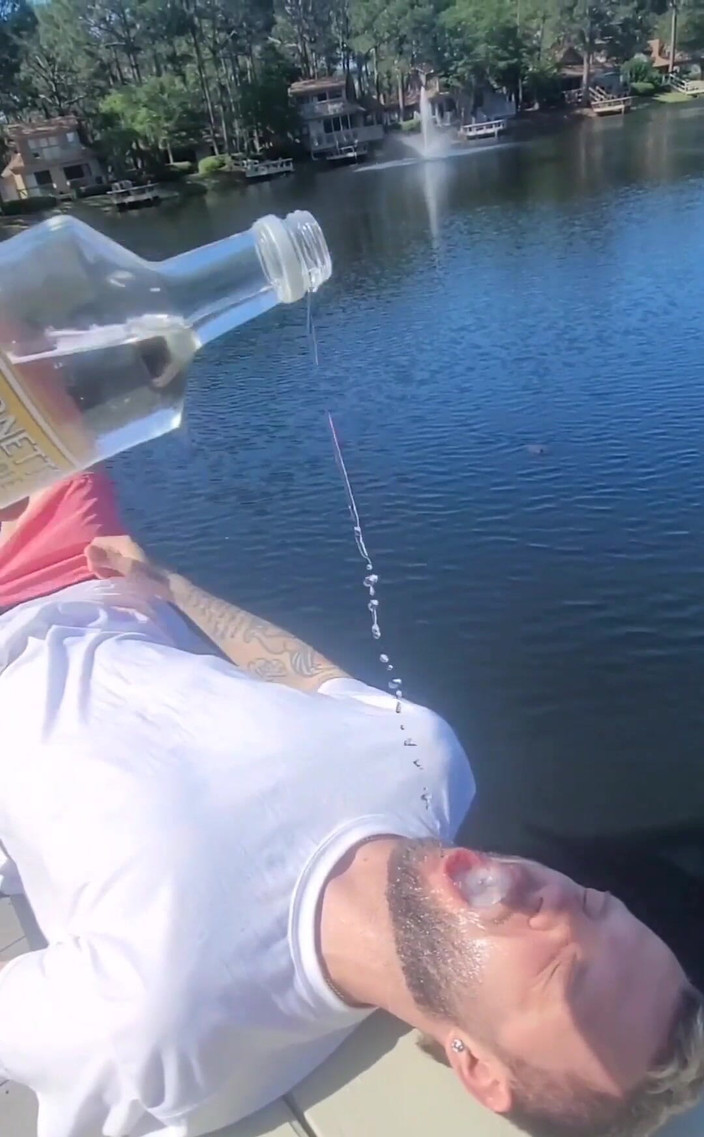 Change340: Ne-am petrecere Bin și avem nevoie de câteva idei video, ce...