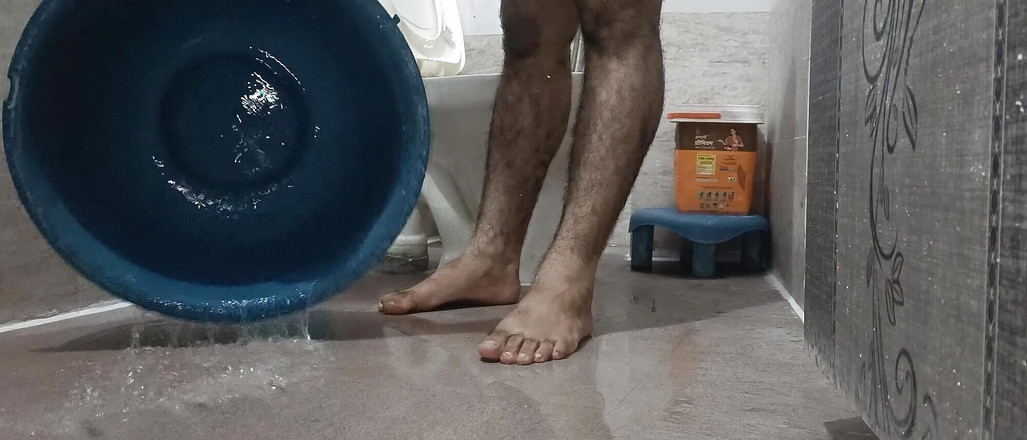 LovedSunsine1990: Koupání nahé mi dává spoustu potěšení, přeji si, abych byl...