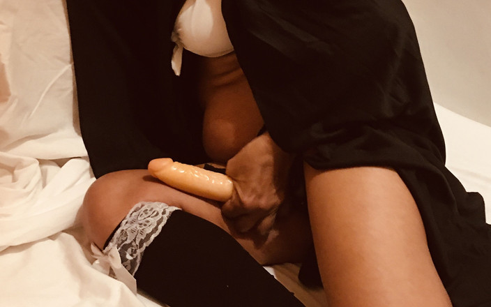 CHLOEK1234: Chloe K - đeo dây đeo