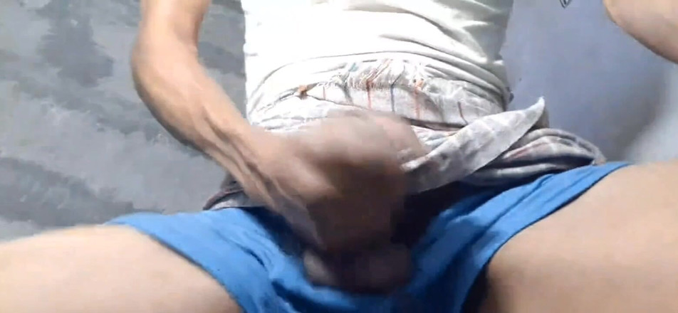 BlondeTroubleshootor: Ấn Độ Villege bắn tinh