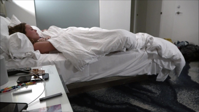 Alex Adams: Teens Share Bed with Stepdad - Stella Barey X Harper Red -...