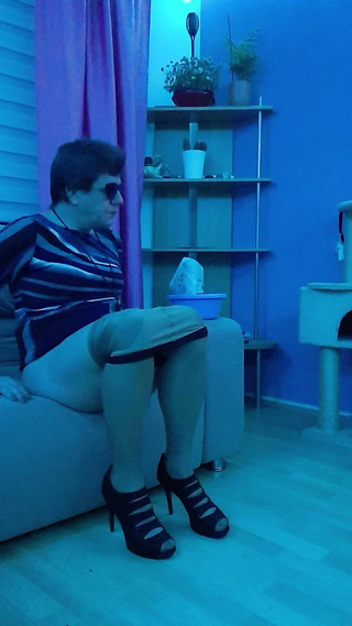 PetraNylon: Hallo.. Da bin ich wieder... in der Zwischenzeit hatte ich...