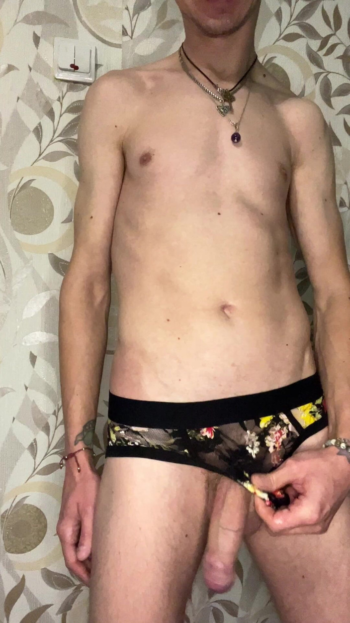 MaxHotty: Branlette dans les filles culotes et le langage cochon