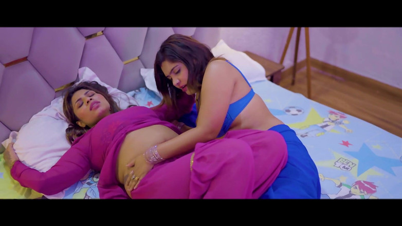 Triflicks: Naught Devrani with Lesbean