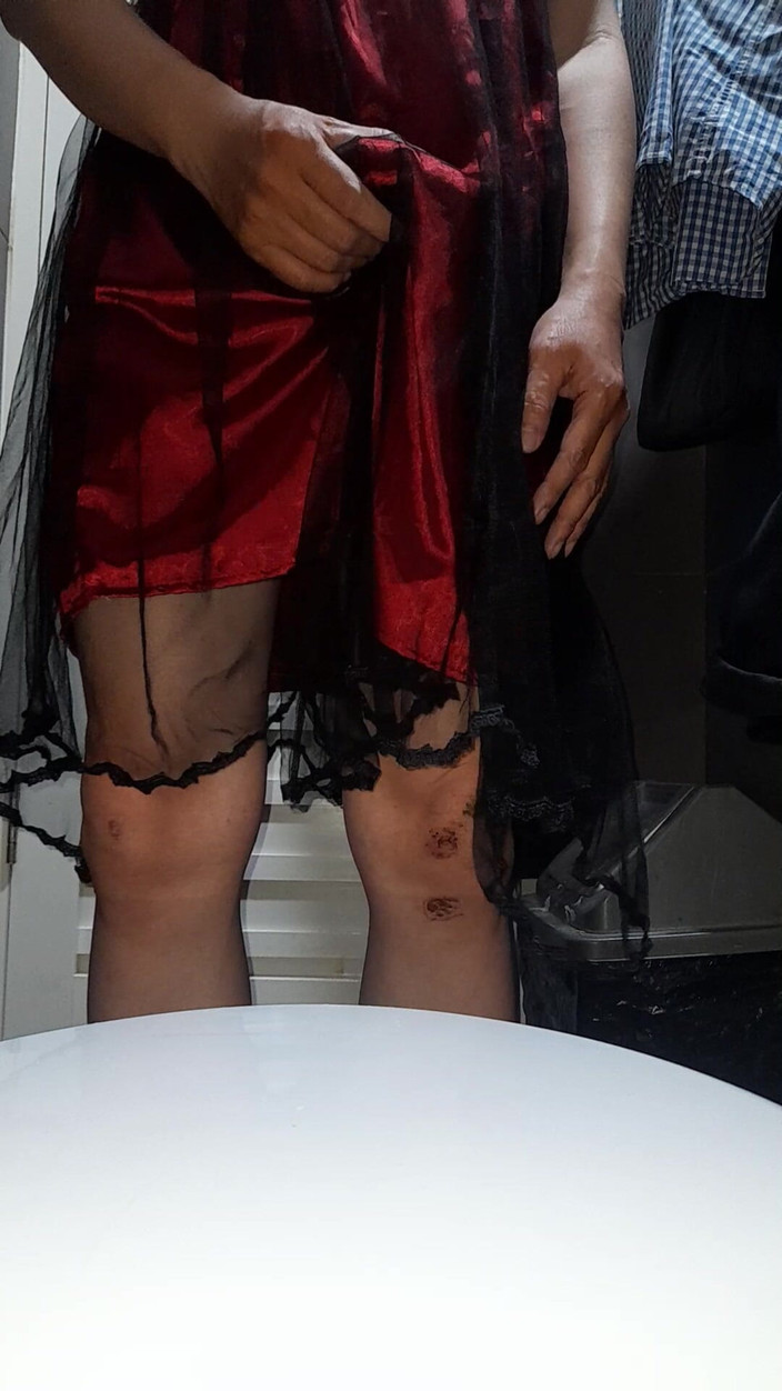 Naomisinka: 아름다운 드레스를 입은 Satin Silk 안감에 사정