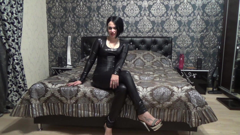 Goddess Misha Goldy: N-ai văzut niciodată un super-om puternic! Astăzi este timpul să...